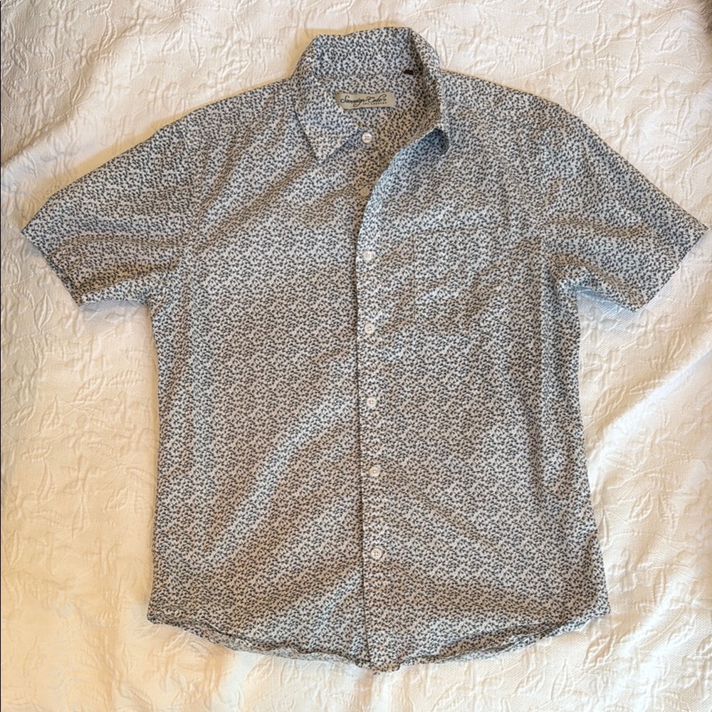 Sovereign Code Men's Black and White Casual Shirt
